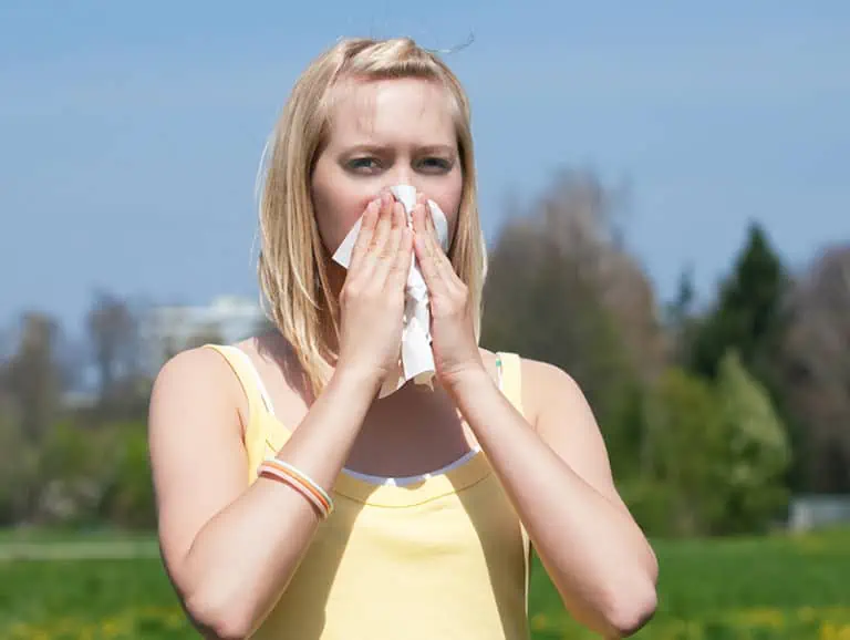алергия причина